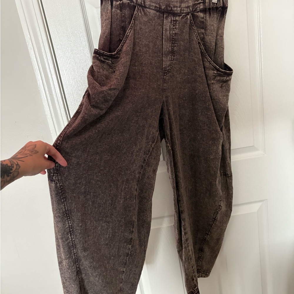 Free People High Road Solid Pull-On Barrel Pants